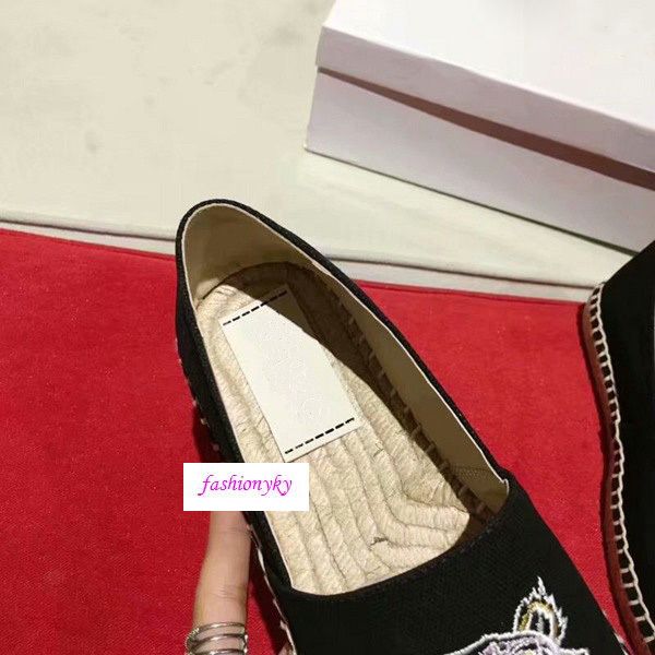 lovers shoes with tiger head single shoes and lazy shoes original box, Black