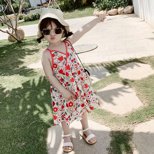 girls' summer flower suspender dress children's fresh love-heart printed princess dress 3-8 years, Red;yellow
girls' summer flower suspender dress children's fresh love-heart printed princess dress 3-8 years, Red;yellow