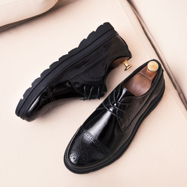 2019new spring and autumn men shoes brogues male comfortable leather casual shoes luxury prom men's dress, Black
2019new spring and autumn men shoes brogues male comfortable leather casual shoes luxury prom men's dress, Black