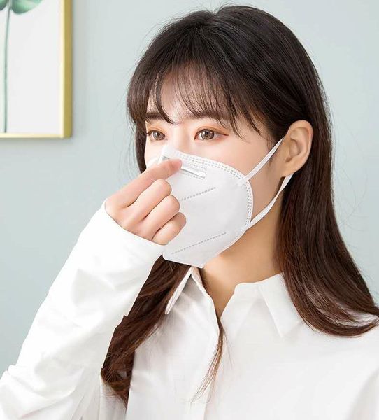 Kn95 mask adult disposable dust-proof and fog-proof five-layer Kn95 protective mask 3D three-dimensional folding free shipping
Kn95 mask adult disposable dust-proof and fog-proof five-layer Kn95 protective mask 3D three-dimensional folding free shipping