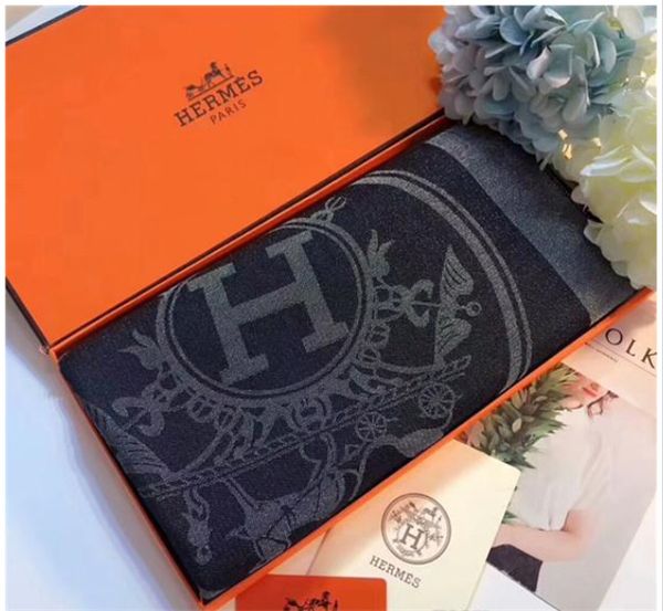 elegant classic lady autumn winter wool silk scarf letter horse scarf shawl size 180*70cm scarf can be wholesale, Blue;gray
elegant classic lady autumn winter wool silk scarf letter horse scarf shawl size 180*70cm scarf can be wholesale, Blue;gray