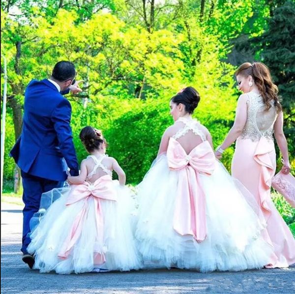 cute white ivory appliques flower girls dresses with bow sleeveless floor length kids pageant wears gowns for communion dress, Red;yellow
cute white ivory appliques flower girls dresses with bow sleeveless floor length kids pageant wears gowns for communion dress, Red;yellow