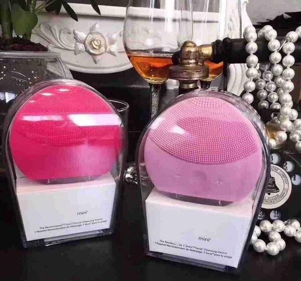 Mini clean er mini electric ultra onic beauty in trument ilicone waterproof clean er pore clean three color delivery clean ing tool
Mini clean er mini electric ultra onic beauty in trument ilicone waterproof clean er pore clean three color delivery clean ing tool