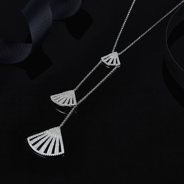 wholesale- asymmetric silver necklace in asymmetric pairs flamenco fan inspired pattern full pave with zirconia stones, Golden
wholesale- asymmetric silver necklace in asymmetric pairs flamenco fan inspired pattern full pave with zirconia stones, Golden