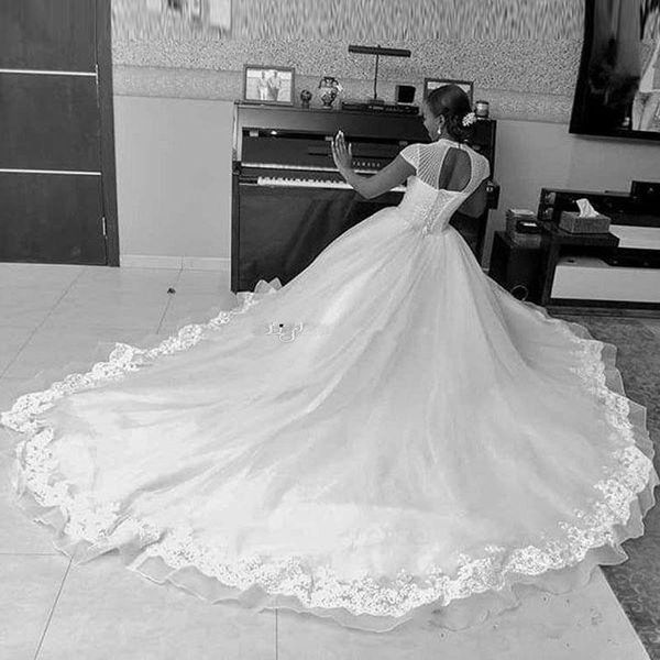 stunning beading lace wedding dresses with cap sleeve sheer high neck corset back appliques country plus size african wedding gowns, White
stunning beading lace wedding dresses with cap sleeve sheer high neck corset back appliques country plus size african wedding gowns, White