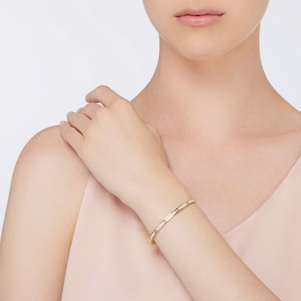Love Bracelets Luxury Full Diamond star Love Bracelets Women's or Men's screwdriver Bracelet Love Bangle with original Velvet bag
Love Bracelets Luxury Full Diamond star Love Bracelets Women's or Men's screwdriver Bracelet Love Bangle with original Velvet bag