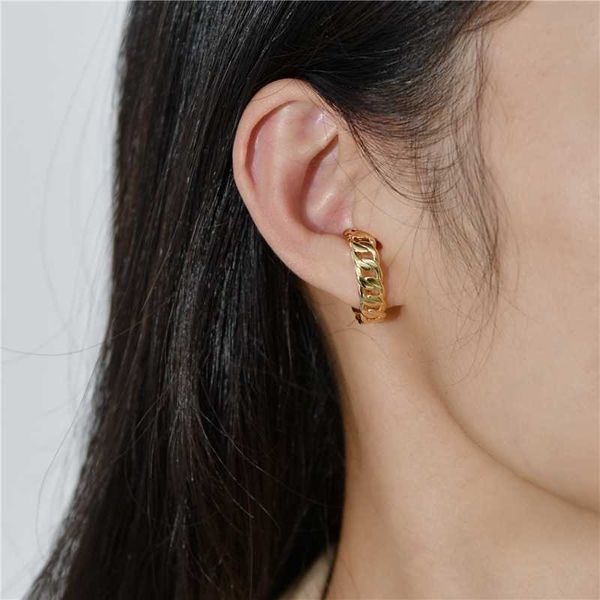 european and american fashion c-shaped semicircle earrings new fashion temperament personality cold wind earrings, Golden;silver
european and american fashion c-shaped semicircle earrings new fashion temperament personality cold wind earrings, Golden;silver