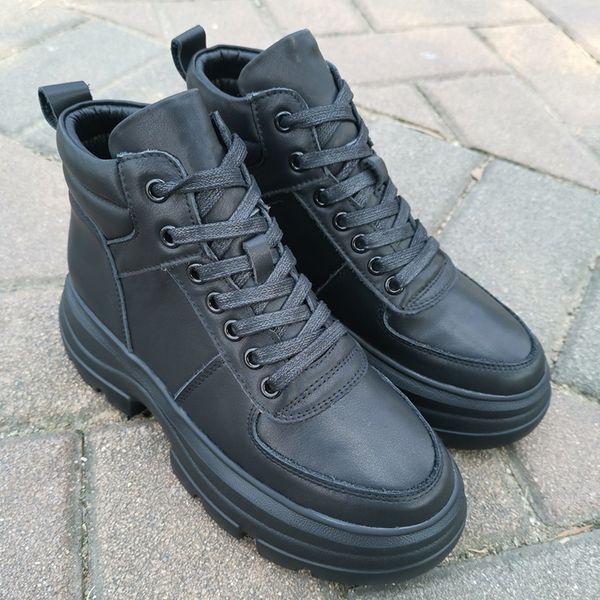female 2019 new autumn and winter wild short boots martin boots outdoor lace-up small white shoes increase the platform shoes round head, Black
female 2019 new autumn and winter wild short boots martin boots outdoor lace-up small white shoes increase the platform shoes round head, Black