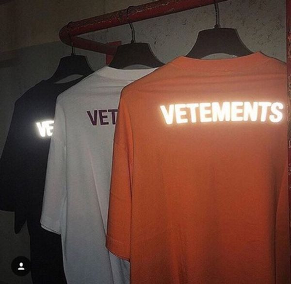 19ss vetements 3m reflective logo t-shirt hip hop street skateboard tee men women casual fashion classic short sleeves summer, White;black
19ss vetements 3m reflective logo t-shirt hip hop street skateboard tee men women casual fashion classic short sleeves summer, White;black