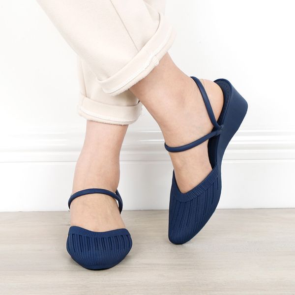 2020 summer women shoes pointed toe woman casual sandals comfort ladies wedge jelly shoes fashion female two wear slippers new, Black 
2020 summer women shoes pointed toe woman casual sandals comfort ladies wedge jelly shoes fashion female two wear slippers new, Black