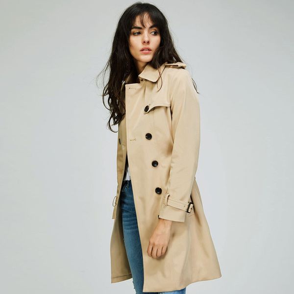 2019 autumn new high fashion brand woman classic double breasted trench coat waterproof raincoat business outerwear, Tan;black
2019 autumn new high fashion brand woman classic double breasted trench coat waterproof raincoat business outerwear, Tan;black