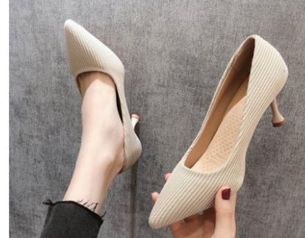 2019 women's shoes in spring and autumn with new style high heel fine heel pointed end cloth shoes@4062, Black
2019 women's shoes in spring and autumn with new style high heel fine heel pointed end cloth shoes@4062, Black