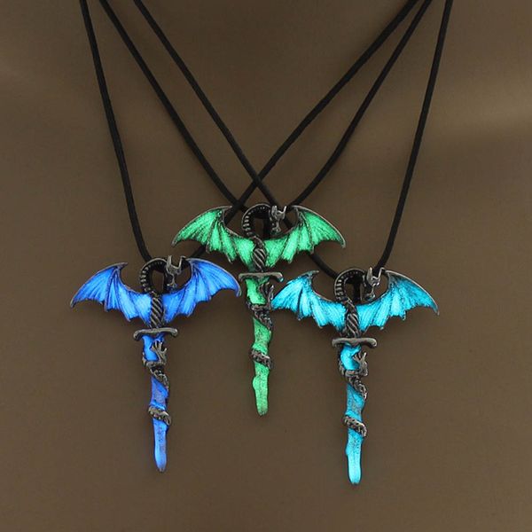 dragon cross punk luminous dragon pendants & necklaces glow in the dark chain gift jewelry 2018, Golden;silver
dragon cross punk luminous dragon pendants & necklaces glow in the dark chain gift jewelry 2018, Golden;silver