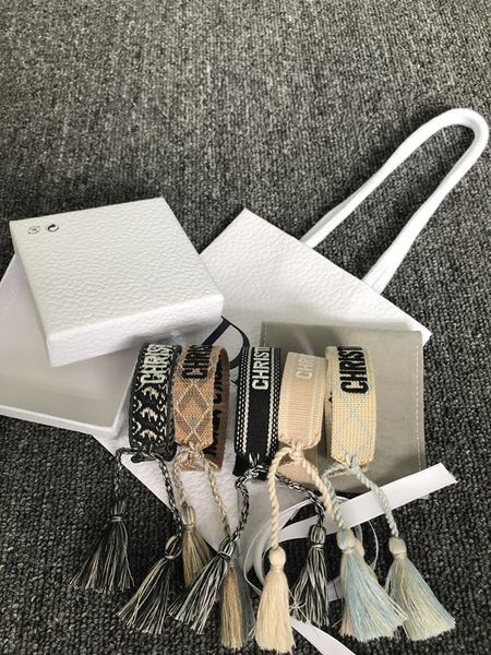 fashion woven bracelet ethnic style amulet bracelet without packaging not box, Golden;silver
fashion woven bracelet ethnic style amulet bracelet without packaging not box, Golden;silver