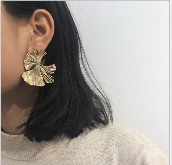 jewelry simple irregular alloy leaf earrings ginkgo leaf personality fashion earrings, Golden;silver
jewelry simple irregular alloy leaf earrings ginkgo leaf personality fashion earrings, Golden;silver