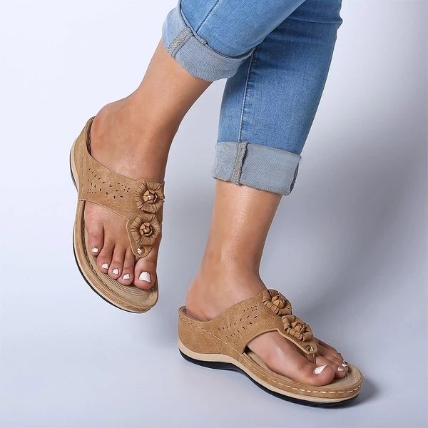 heflashor summer casual women slippers leather wedges flip flops platform flower outdoor beach ladies shoes zapatos de mujer, Black
heflashor summer casual women slippers leather wedges flip flops platform flower outdoor beach ladies shoes zapatos de mujer, Black