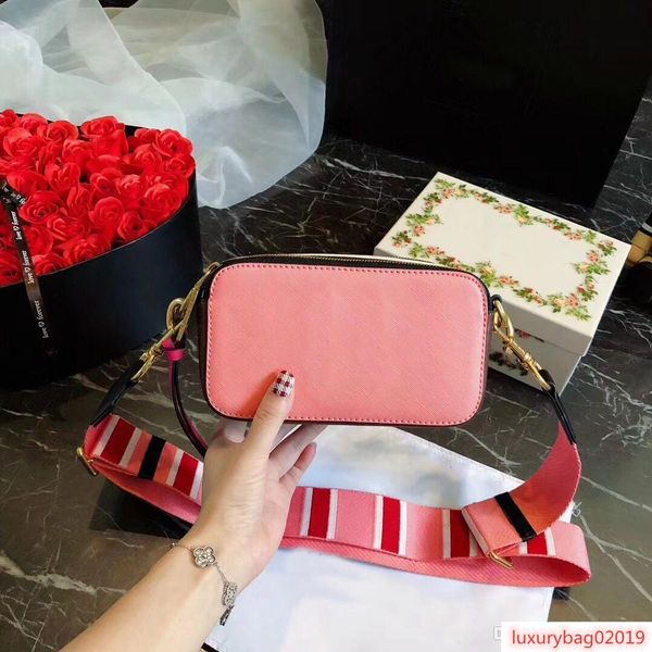 2018 new arrival women fashion camera bag 19cm female handbag shoulder bags crossbody bags
2018 new arrival women fashion camera bag 19cm female handbag shoulder bags crossbody bags