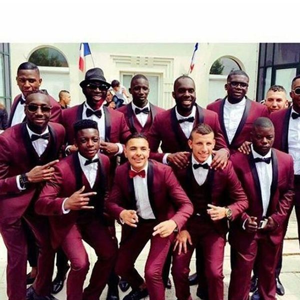 burgundy groomsmen man suits party suit mens wedding suits 2 pieces slim fit wedding tuxedos for men jacket+pants+tie+hankie, Black;gray
burgundy groomsmen man suits party suit mens wedding suits 2 pieces slim fit wedding tuxedos for men jacket+pants+tie+hankie, Black;gray