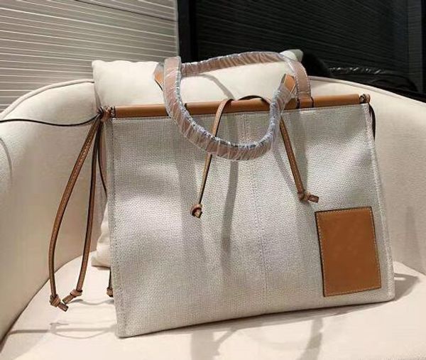 designer design modern style leisure canvas shopping bag, light fashion, super practical, travel necessary.
designer design modern style leisure canvas shopping bag, light fashion, super practical, travel necessary.