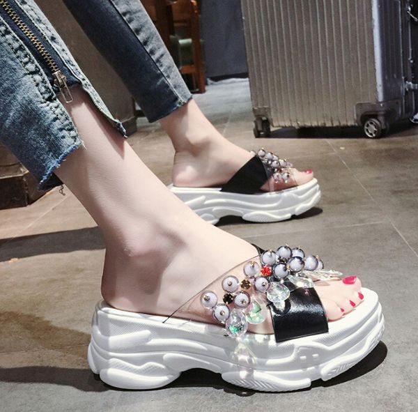 pearl transparent slippers female summer wear new wild cross with a word drag thick bottom muffin net red sandals, Black 
pearl transparent slippers female summer wear new wild cross with a word drag thick bottom muffin net red sandals, Black