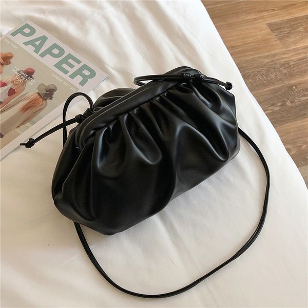 women simple dumplings messenger bag retro 2020 new fashion cloud female crossbody shoulder bag tide handbag clutch
women simple dumplings messenger bag retro 2020 new fashion cloud female crossbody shoulder bag tide handbag clutch