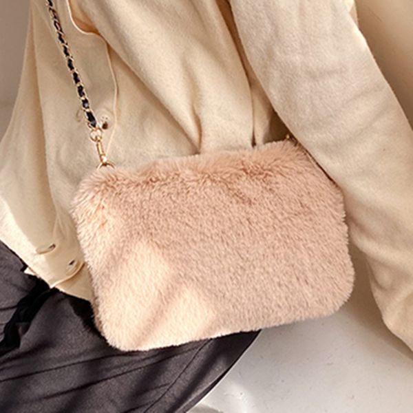 2019 winter new simple solid color zipper handbag womens plush chain shoulder bags designer fashion crossbody bags
2019 winter new simple solid color zipper handbag womens plush chain shoulder bags designer fashion crossbody bags
