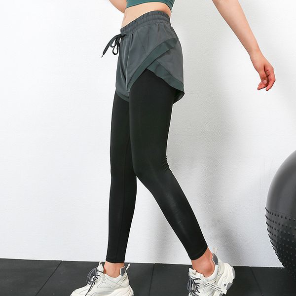 2020 mew arrival fake two pc loose summer leggings women fitness running high waist quick dry sport trousers show thin pants, White;red
2020 mew arrival fake two pc loose summer leggings women fitness running high waist quick dry sport trousers show thin pants, White;red