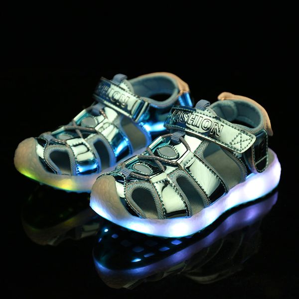 new 2018 blue summer children led light sandals usb charging kids led luminous shoes girls boys comfortable beach sandals 26-37, Black;red
new 2018 blue summer children led light sandals usb charging kids led luminous shoes girls boys comfortable beach sandals 26-37, Black;red