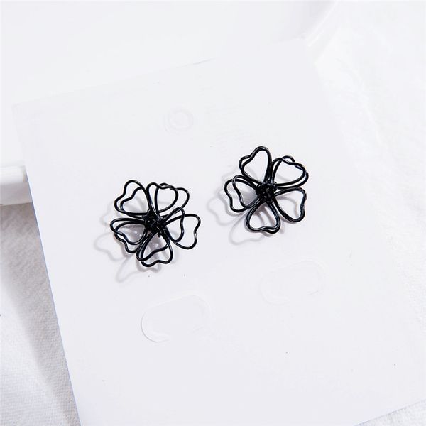 1pair cute flower double layer shape stud earrings black little earrings for friend girl party jewelry gift, Golden;silver
1pair cute flower double layer shape stud earrings black little earrings for friend girl party jewelry gift, Golden;silver