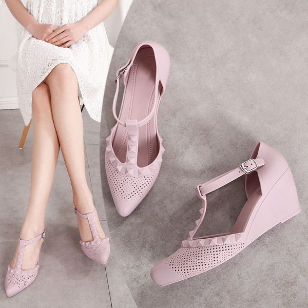summer women sandals pointed toe woman shoes casual wedge breathable hollow out t-strap buckle ladies fashion female footwear y200323, Black
summer women sandals pointed toe woman shoes casual wedge breathable hollow out t-strap buckle ladies fashion female footwear y200323, Black