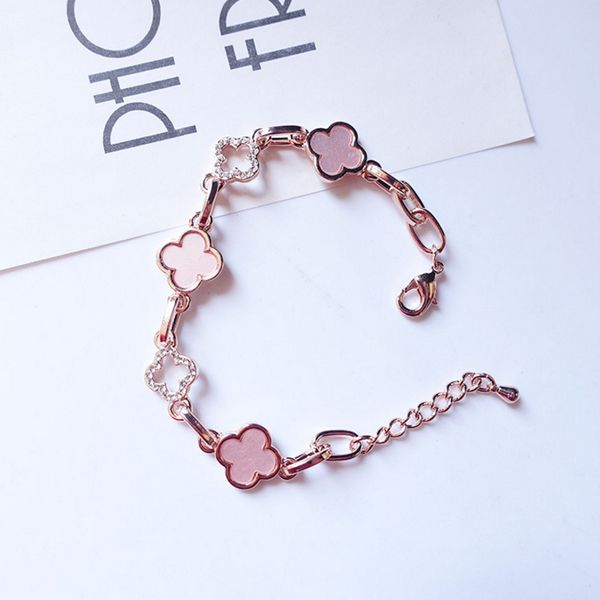 2019 alloy version of four flower bracelet korean version of the simple flowers fashion temperament-style diamond bracelet womens, Black
2019 alloy version of four flower bracelet korean version of the simple flowers fashion temperament-style diamond bracelet womens, Black