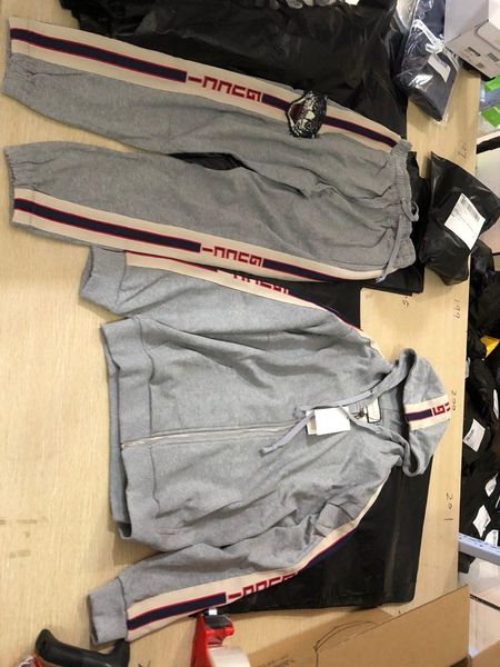 designer man sports tracksuit casual two pieces sportwears street style long sleeve and long pants brand letters wholesale clothes, Gray
designer man sports tracksuit casual two pieces sportwears street style long sleeve and long pants brand letters wholesale clothes, Gray