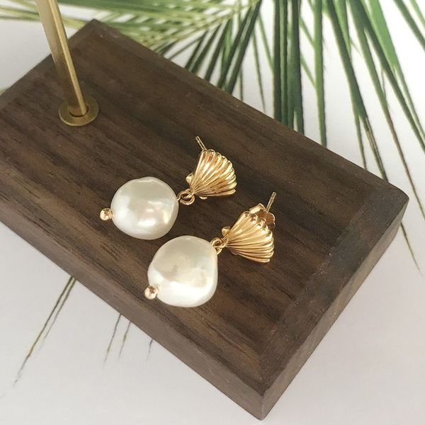leouerry 925 sterling silver natural freshwater pearl earrings for women creative shell shape stud earrings office lady jewelry, Golden;silver
leouerry 925 sterling silver natural freshwater pearl earrings for women creative shell shape stud earrings office lady jewelry, Golden;silver