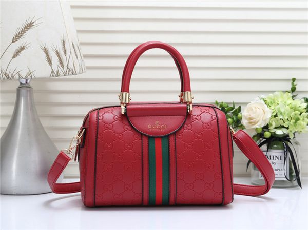 designer Handbag Hot sell crossbody shoulder bags luxury designer handbags women bags purse large capacity totes bags free shipping 836
designer Handbag Hot sell crossbody shoulder bags luxury designer handbags women bags purse large capacity totes bags free shipping 836