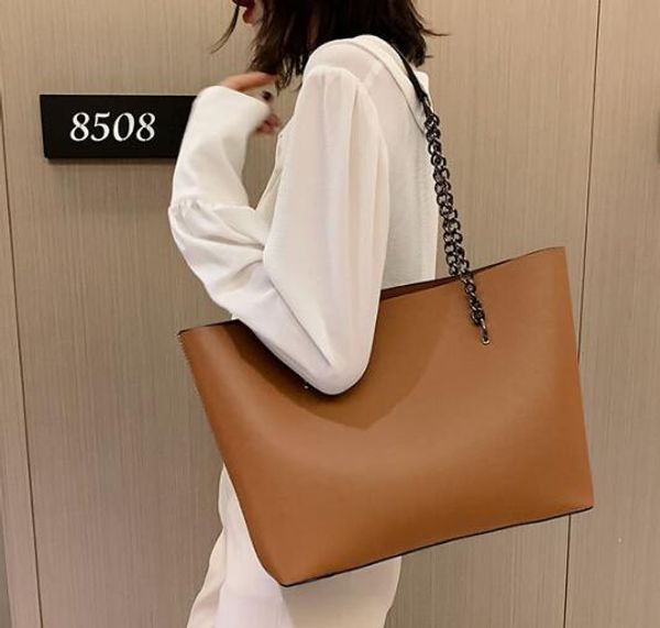 дизайнер женщины большой емкость сумка luxury lady new vintage сумка простая plain сумка плечо мода цепь сумка
дизайнер женщины большой емкость сумка luxury lady new vintage сумка простая plain сумка плечо мода цепь сумка
