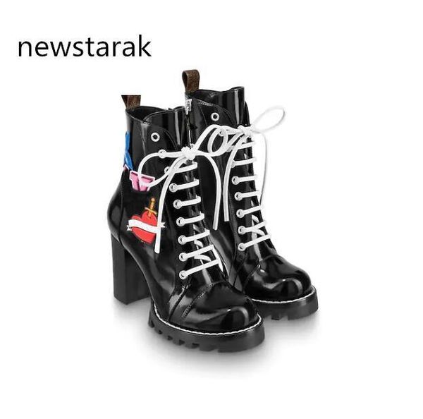 women's leather boots 8cm1a2y7w star trail popular thick heel black leather shoelaces rubber outsole luxury martin boots box
women's leather boots 8cm1a2y7w star trail popular thick heel black leather shoelaces rubber outsole luxury martin boots box