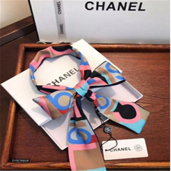 the latest selling brand luxury feel traditional old logo double-sided printing ribbon double-layer silk dual-purpose, Blue;gray
the latest selling brand luxury feel traditional old logo double-sided printing ribbon double-layer silk dual-purpose, Blue;gray