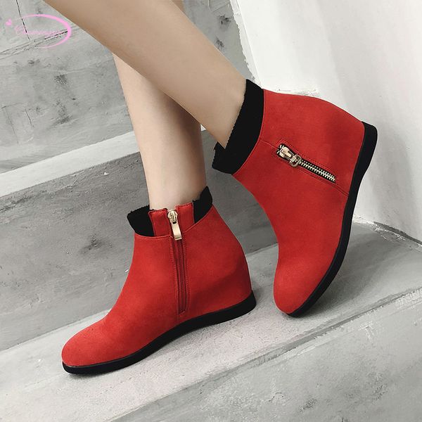 european casual style round toe ankle boots zipper color matching black red purple medium heel increasing women's motorcycle boo
european casual style round toe ankle boots zipper color matching black red purple medium heel increasing women's motorcycle boo