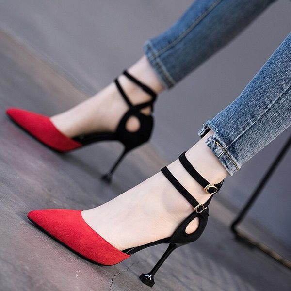 2019 spring and autumn new personality hollow high heels with a single-button collage shoes korean version of the cat and hollow clean fairy, Black
2019 spring and autumn new personality hollow high heels with a single-button collage shoes korean version of the cat and hollow clean fairy, Black