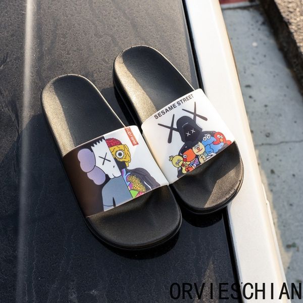 2020 designer's new sesame street slippers men's room foreign fashion couple fashion brand mandarin duck wearing home bathroom sli, Black
2020 designer's new sesame street slippers men's room foreign fashion couple fashion brand mandarin duck wearing home bathroom sli, Black