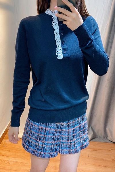 women sweater 2019 autumn and winter new lace lace neckline wool-blend knit top, White;black
women sweater 2019 autumn and winter new lace lace neckline wool-blend knit top, White;black