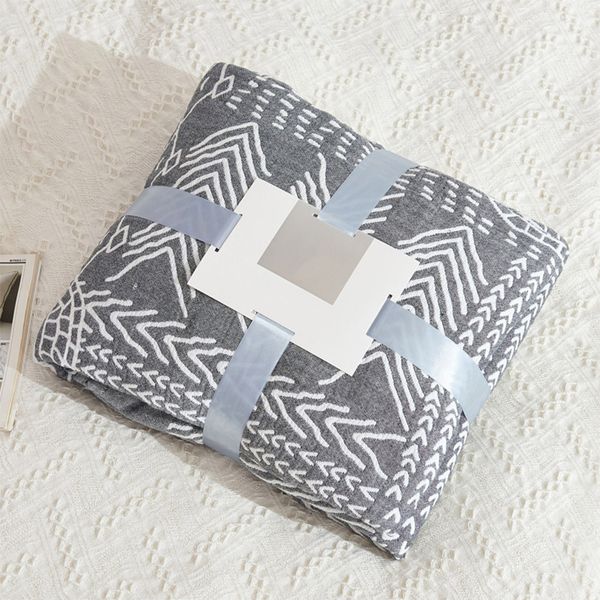 cotton blanket four-layer soft towel blanket sofa air conditioning blankets no static electricity home supplies
cotton blanket four-layer soft towel blanket sofa air conditioning blankets no static electricity home supplies