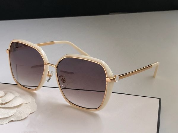 new fashion women sunglasses 4866 men sunglasses simple and generous men sun glasses outdoor uv400 protection eyewear with case, White;black
new fashion women sunglasses 4866 men sunglasses simple and generous men sun glasses outdoor uv400 protection eyewear with case, White;black