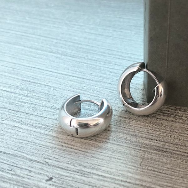korean wide face thick earrings 925 sterling silver white gold hollow round glossy hoop earrings elegant women fashion jewellery, Golden;silver
korean wide face thick earrings 925 sterling silver white gold hollow round glossy hoop earrings elegant women fashion jewellery, Golden;silver