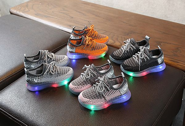 led kids sneakers breathable glow boys girls sport shoes children casual sneakers baby running shoes mesh canvas, Black;red
led kids sneakers breathable glow boys girls sport shoes children casual sneakers baby running shoes mesh canvas, Black;red