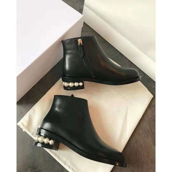 2018 genuine leather boots shoes italy france boots real leather martin boots sneakers trainers 05 by shoe01, Black
2018 genuine leather boots shoes italy france boots real leather martin boots sneakers trainers 05 by shoe01, Black