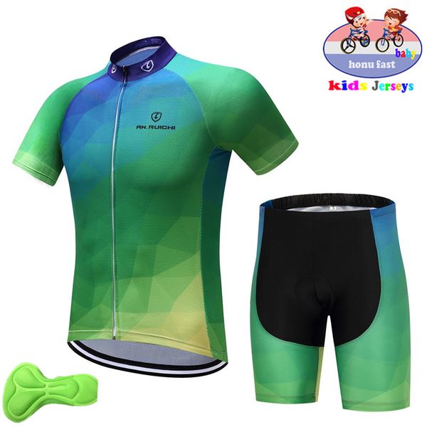 2019 summer breathable kids cycling jersey set shorts children bike clothing boys bicycle cycling clothing, Black;blue
2019 summer breathable kids cycling jersey set shorts children bike clothing boys bicycle cycling clothing, Black;blue