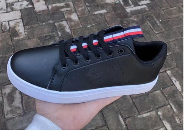 2019 Дизайнер Скейтборд Обувь Марка мужские и женские кроссовки Мода Low Cut Кружева Б
2019 Дизайнер Скейтборд Обувь Марка мужские и женские кроссовки Мода Low Cut Кружева Б