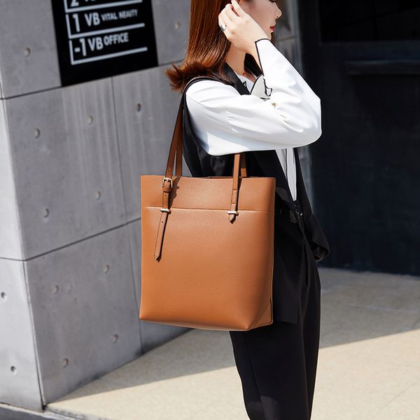 large capacity bag 2020 new solid color ladies tote bag european and american fashion shoulder female big one
large capacity bag 2020 new solid color ladies tote bag european and american fashion shoulder female big one