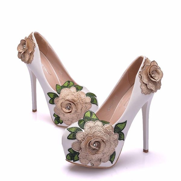 plus sizes 41 flower wedding shoes for woman high heels bridal shoes party dress lace flower pumps bridesmaid shoe, Black
plus sizes 41 flower wedding shoes for woman high heels bridal shoes party dress lace flower pumps bridesmaid shoe, Black